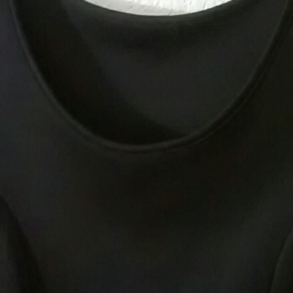 Top - Picture 2 of 3